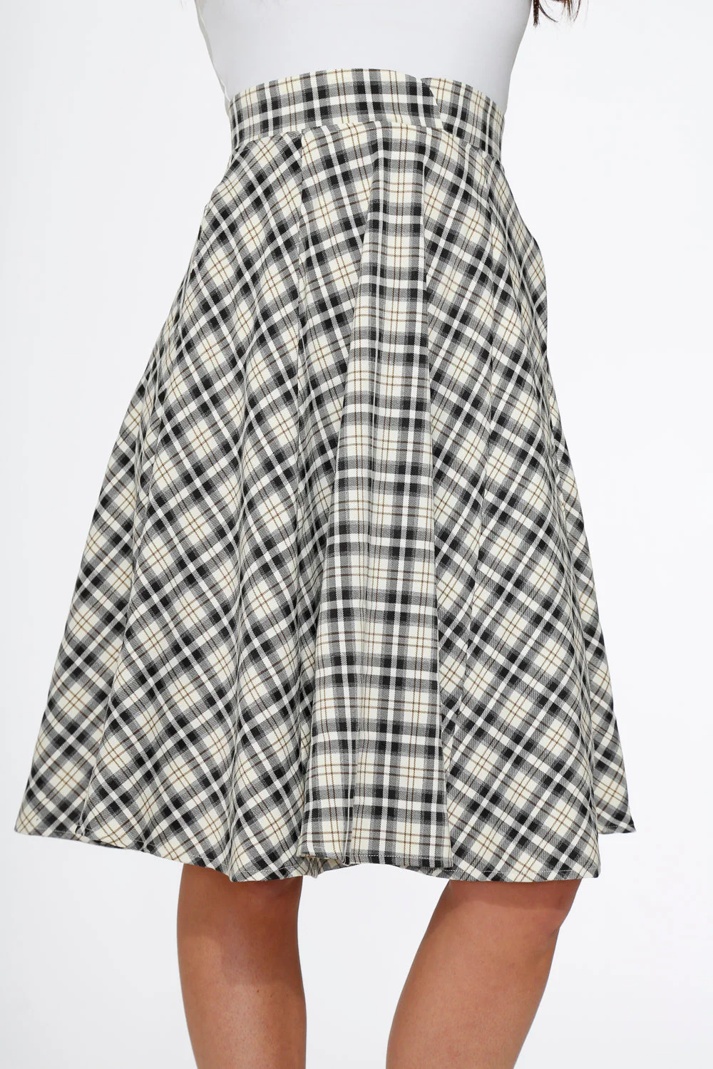 Off White Plaid Swing Skirt - Image 6