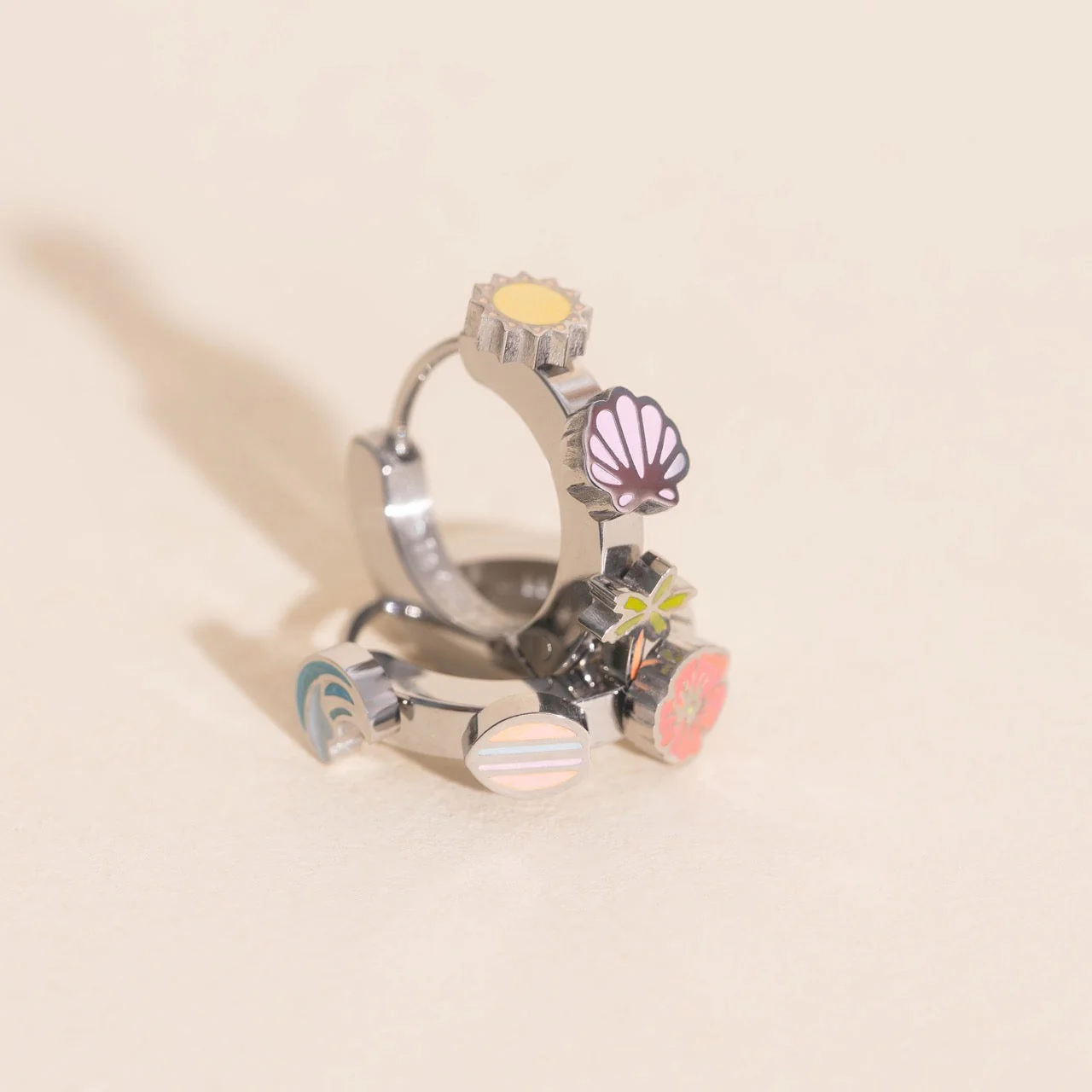 Beach 3D Huggie Hoop Earrings - Image 5