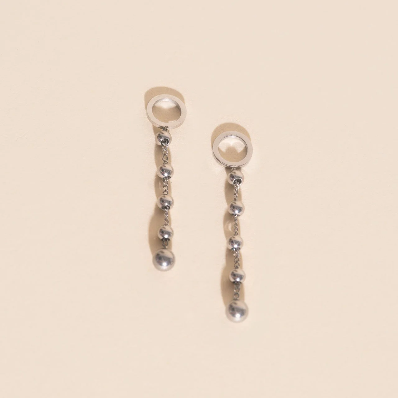Beaded Metal Chain Chunky Huggie Hoop Charms - Image 4