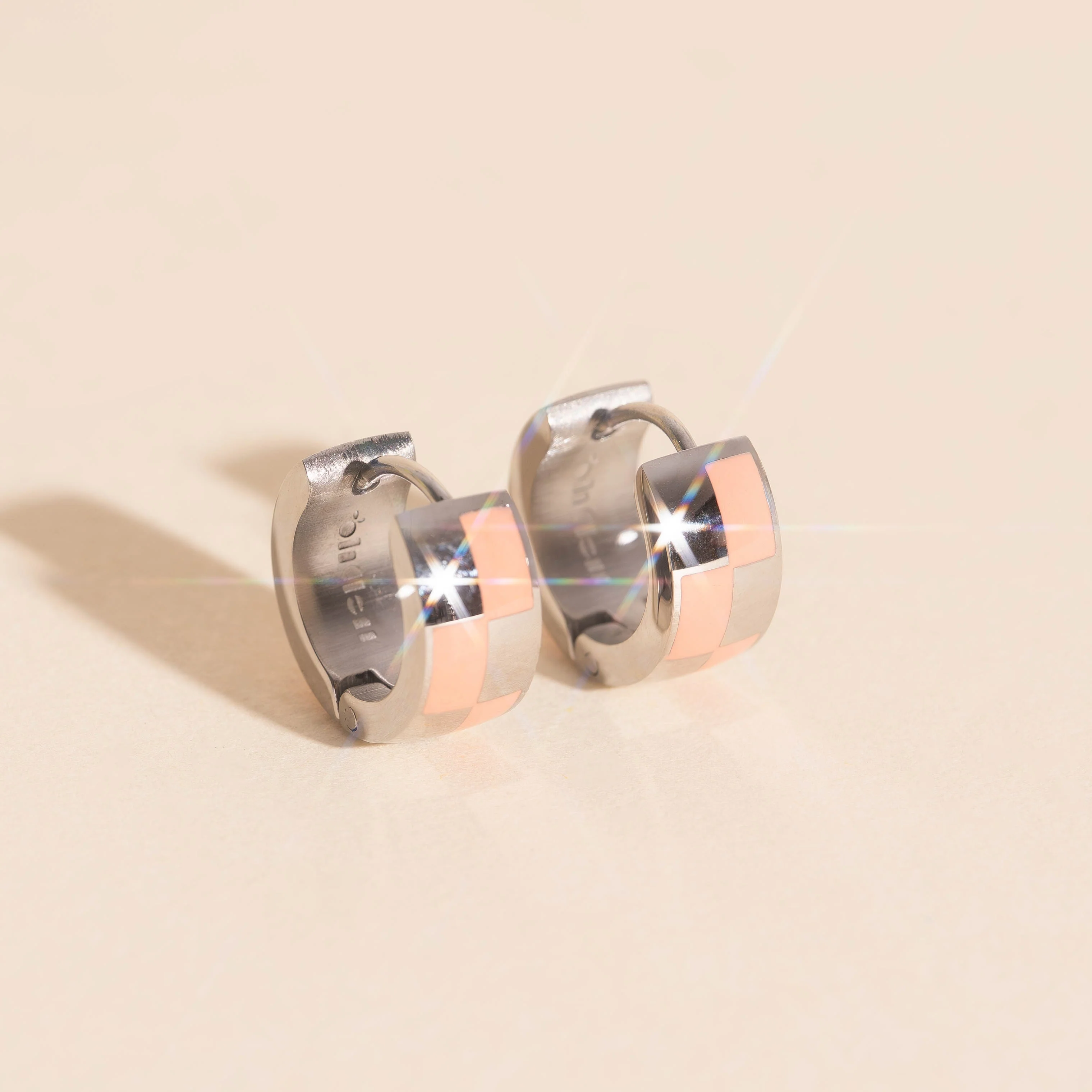 Checkered Rounded Super Chunky Huggie Hoop Earrings - Image 16