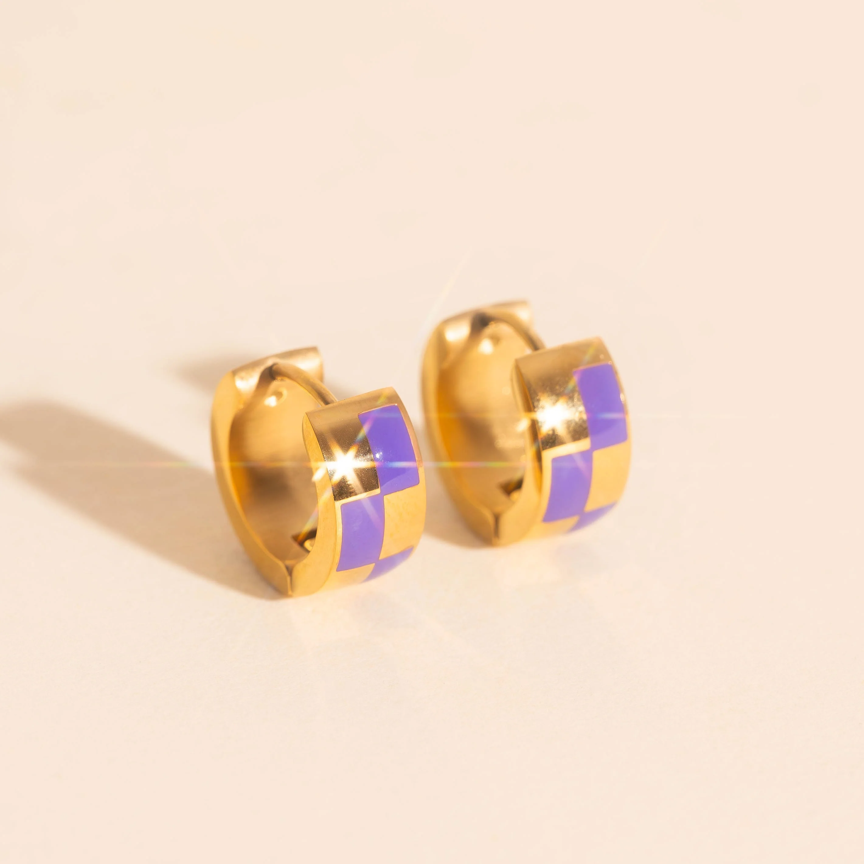 Checkered Rounded Super Chunky Huggie Hoop Earrings - Image 30
