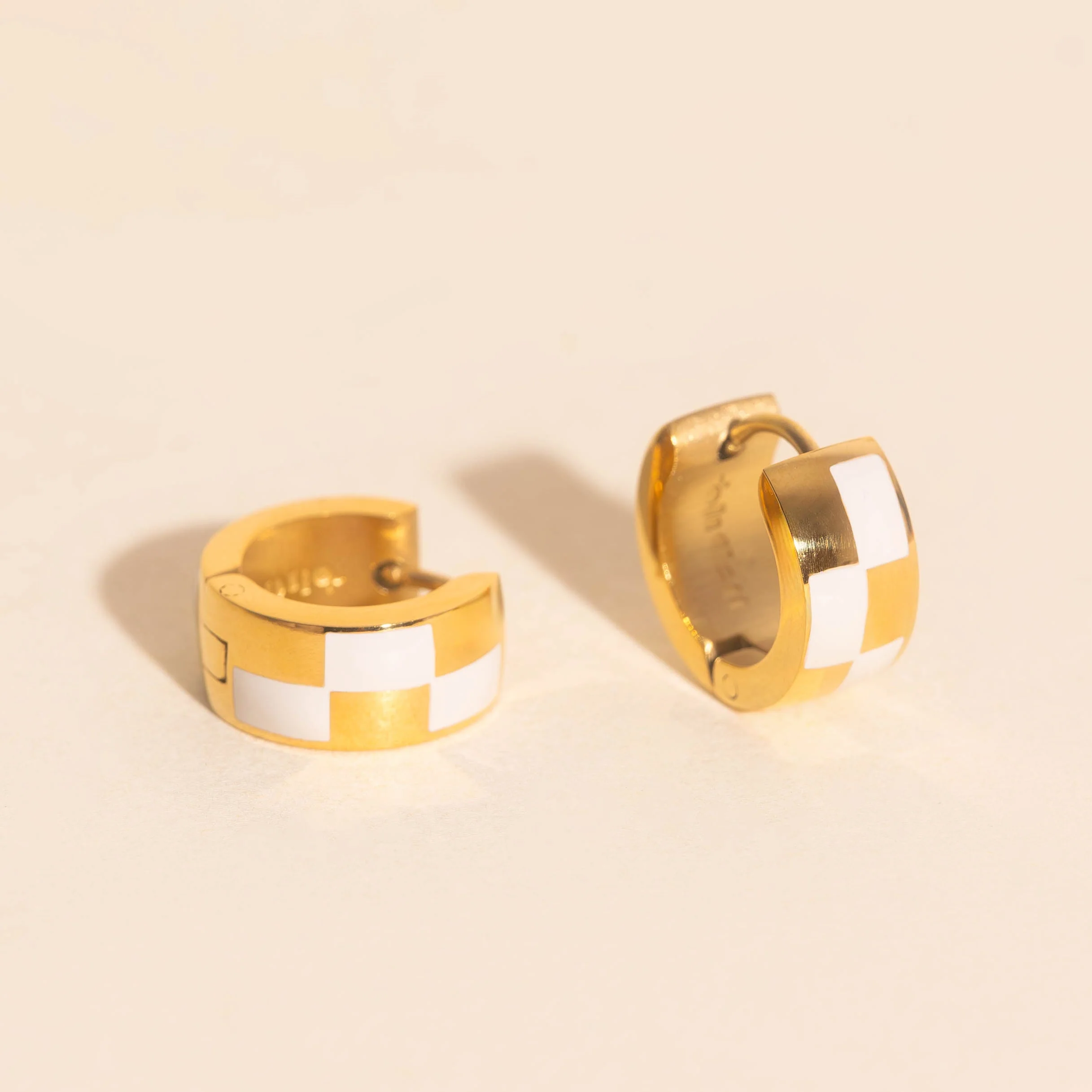 Checkered Rounded Super Chunky Huggie Hoop Earrings - Image 32