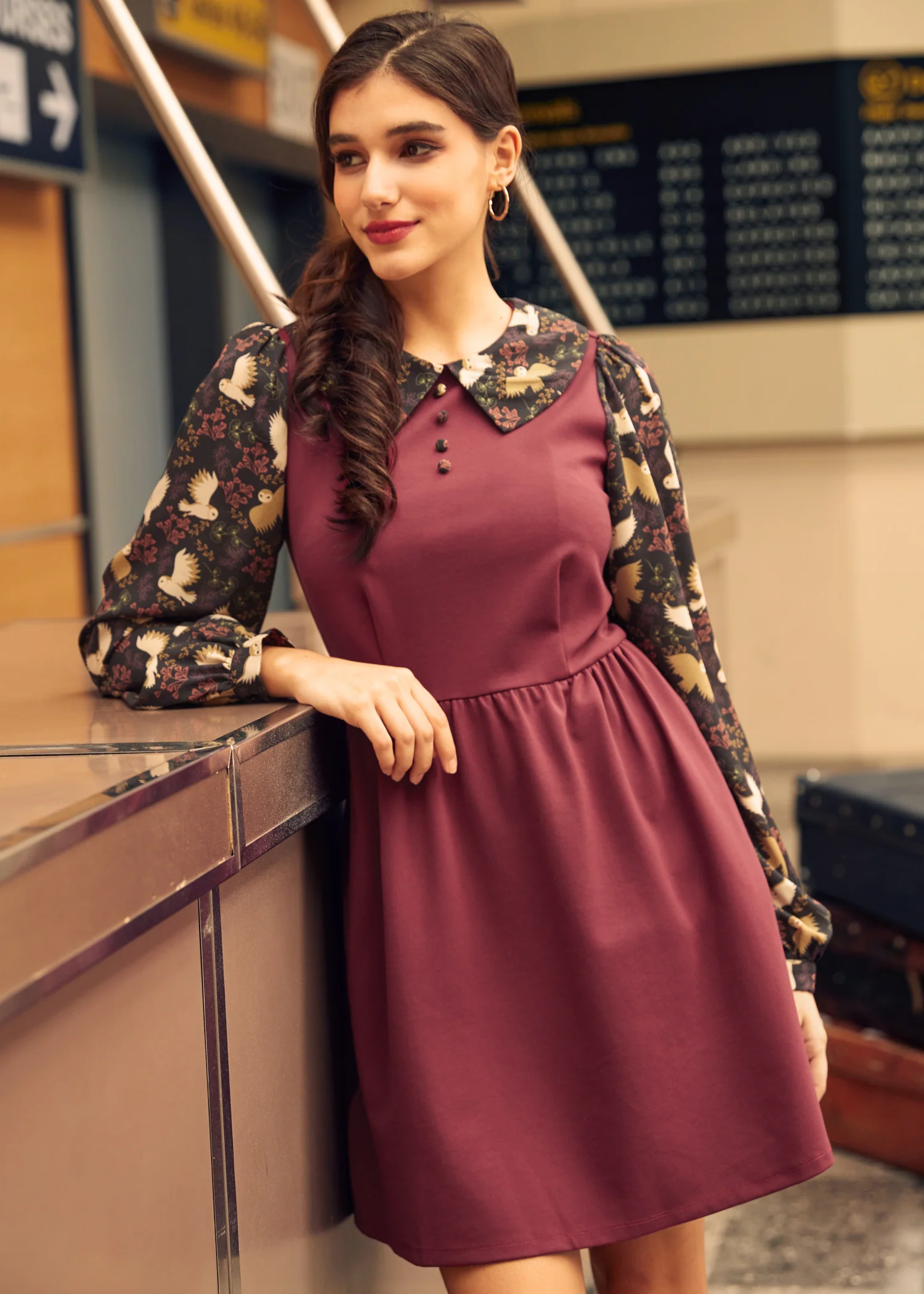 Doo-Wop Daydreamer Contrast Dress - Image 3