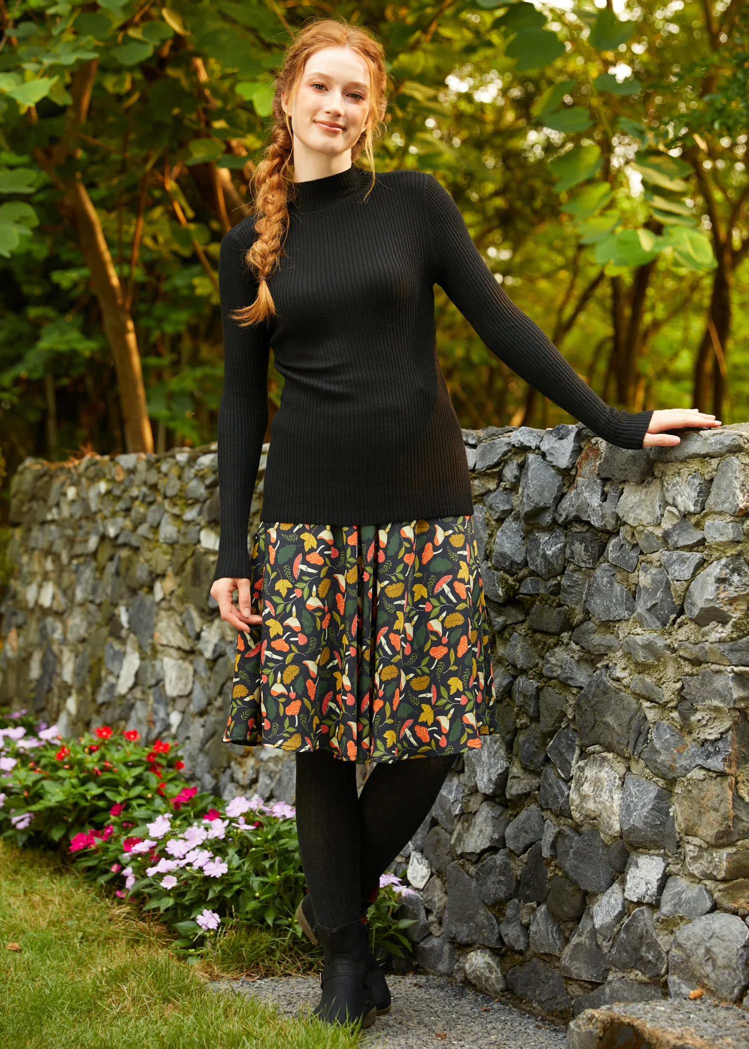 Downtown Dreamer Ribbed Turtleneck - Image 2