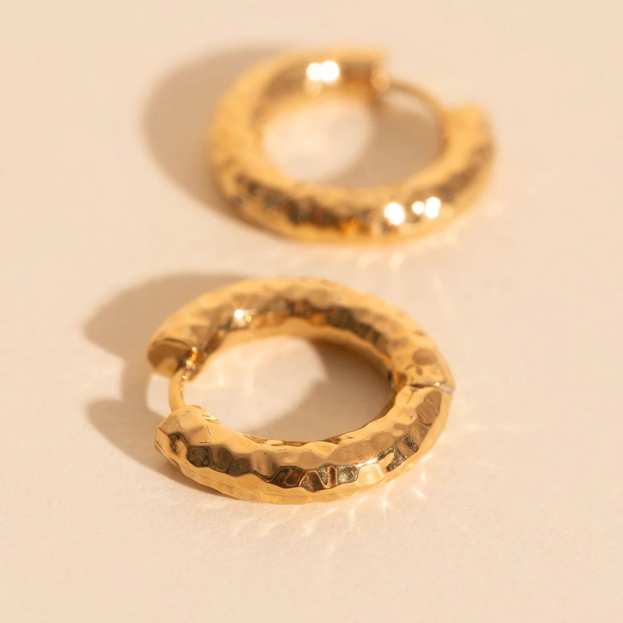 Hammered Chunky Rounded Huggie Hoop Earrings - Image 4