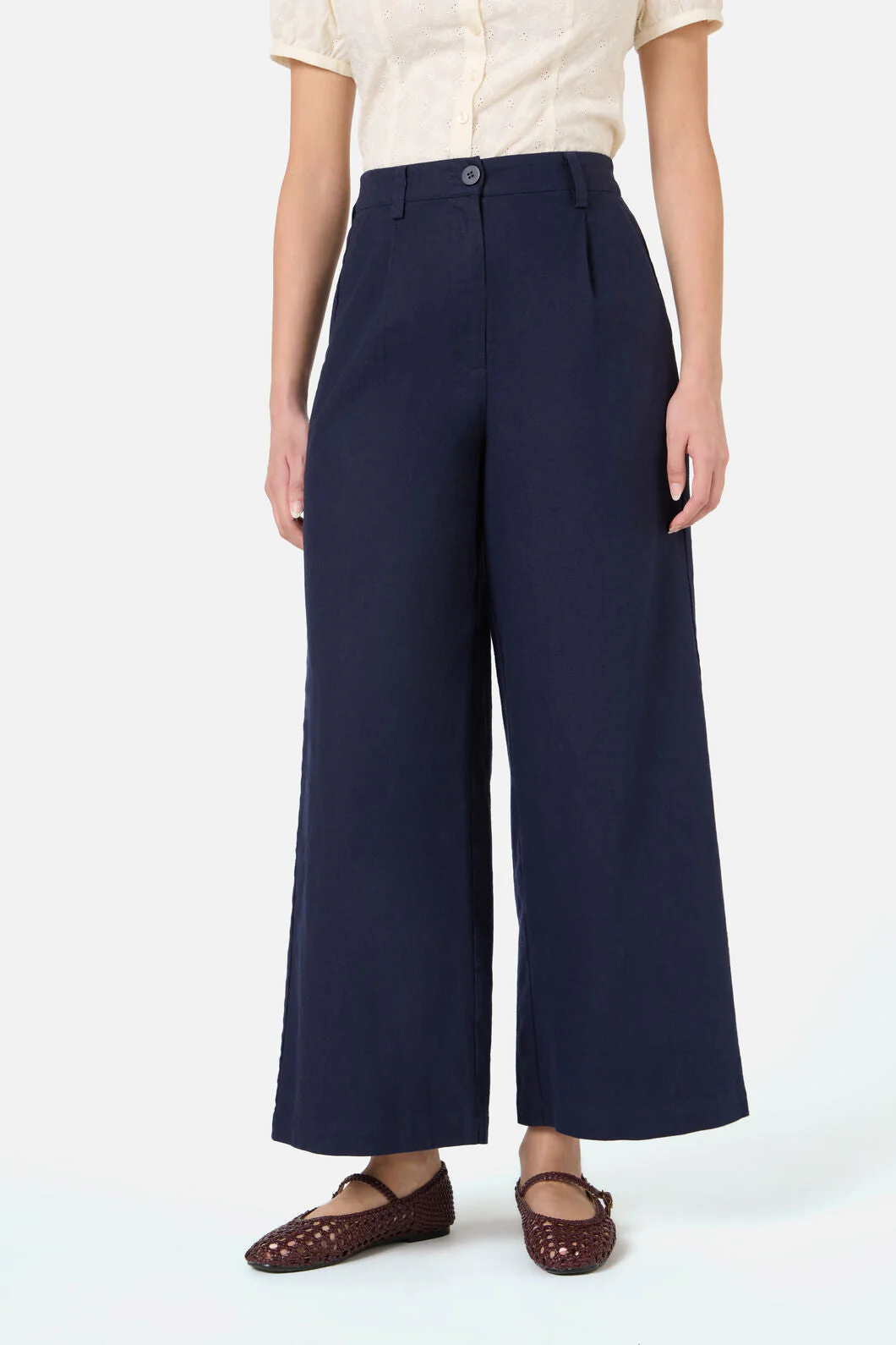 Leanne Culotte - Image 7