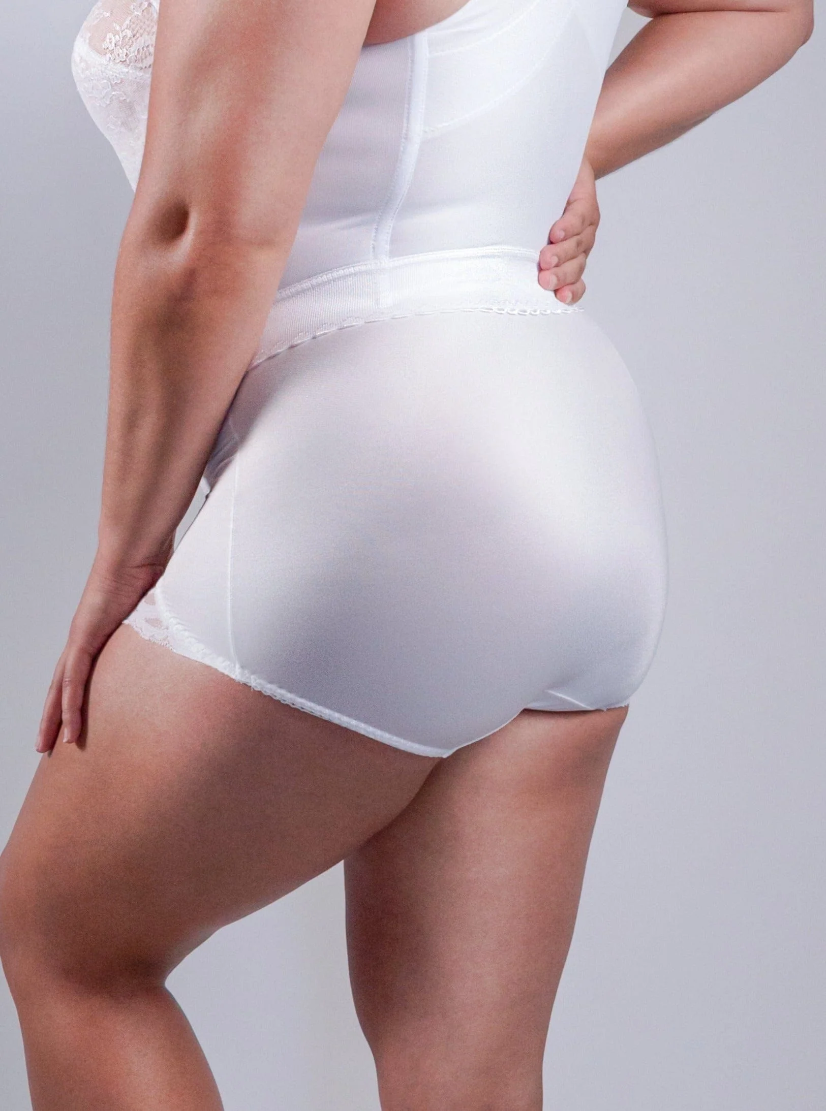 Light Shaping Panty with Comfort V Leg Lace Design | Style 919 - Image 5