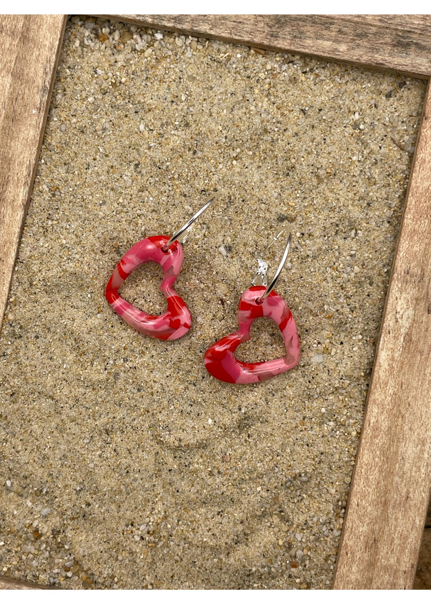Swirl Heart Hoop Earrings - Image 3