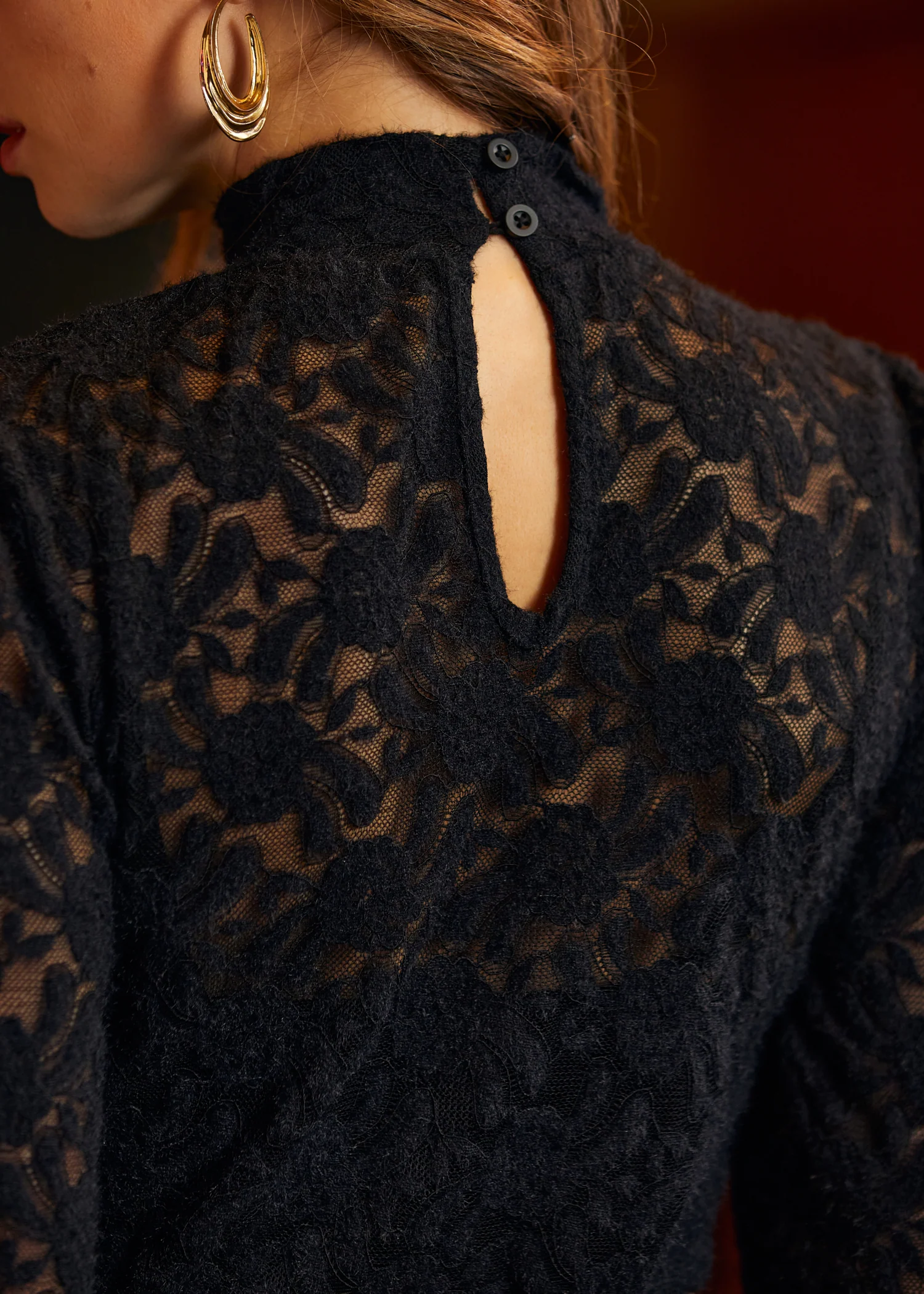 Cut to the Chase Puff Shoulder Mock Neck - Image 4