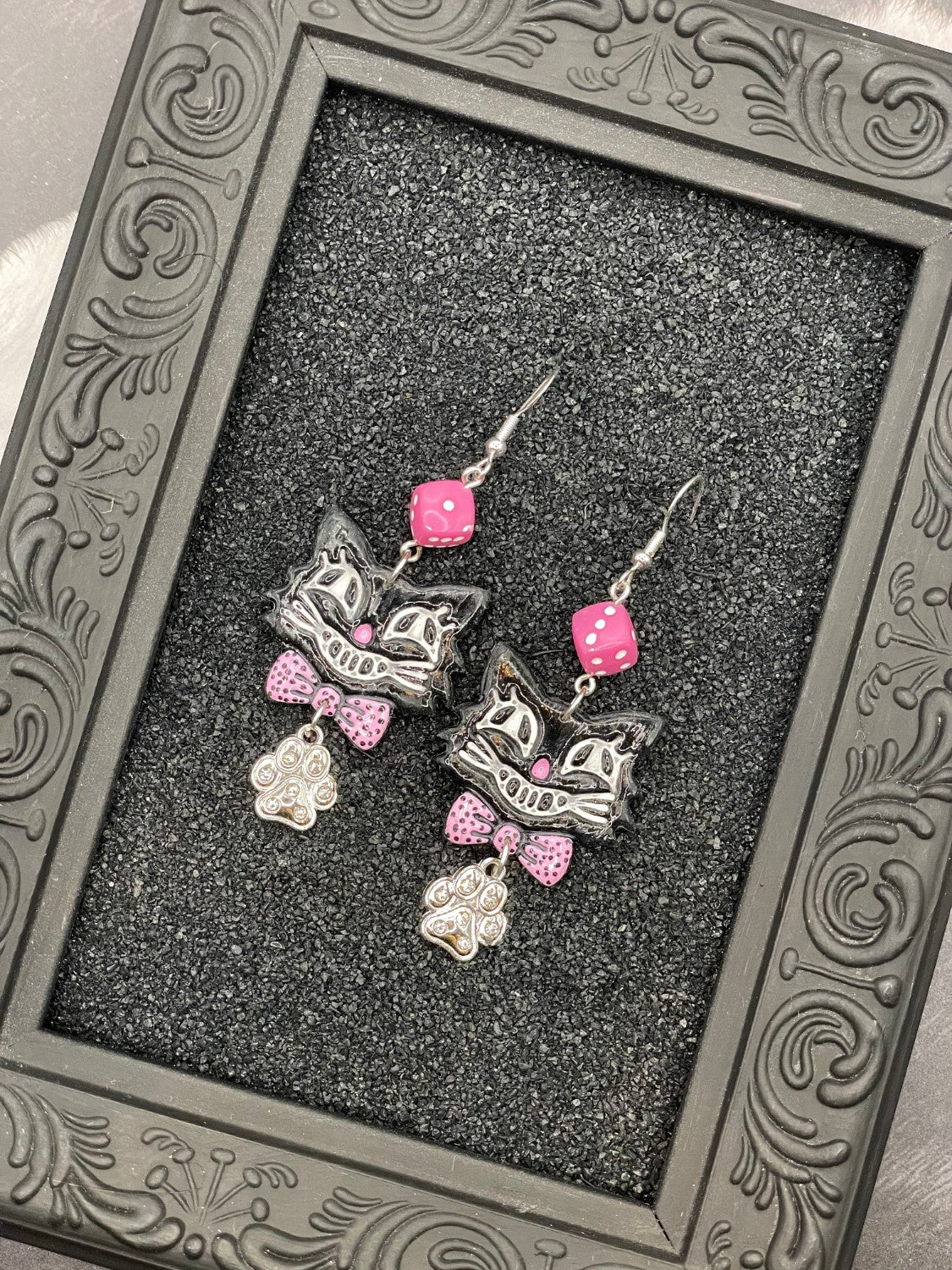 Retro Black Cat with Sparkle Paw Earrings - Image 4