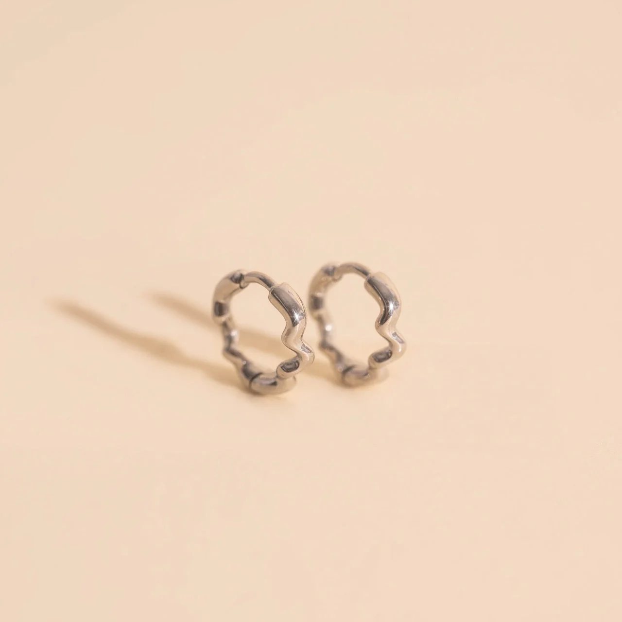 Squiggly Rounded Huggie Hoop Earrings - Image 10
