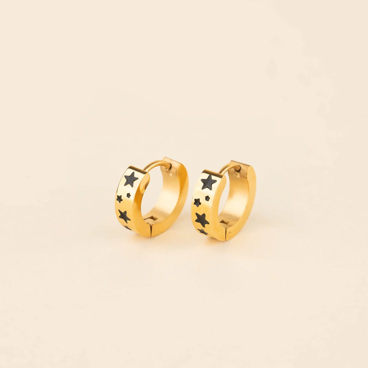 Star Chunky Huggie Hoop Earrings - Image 2