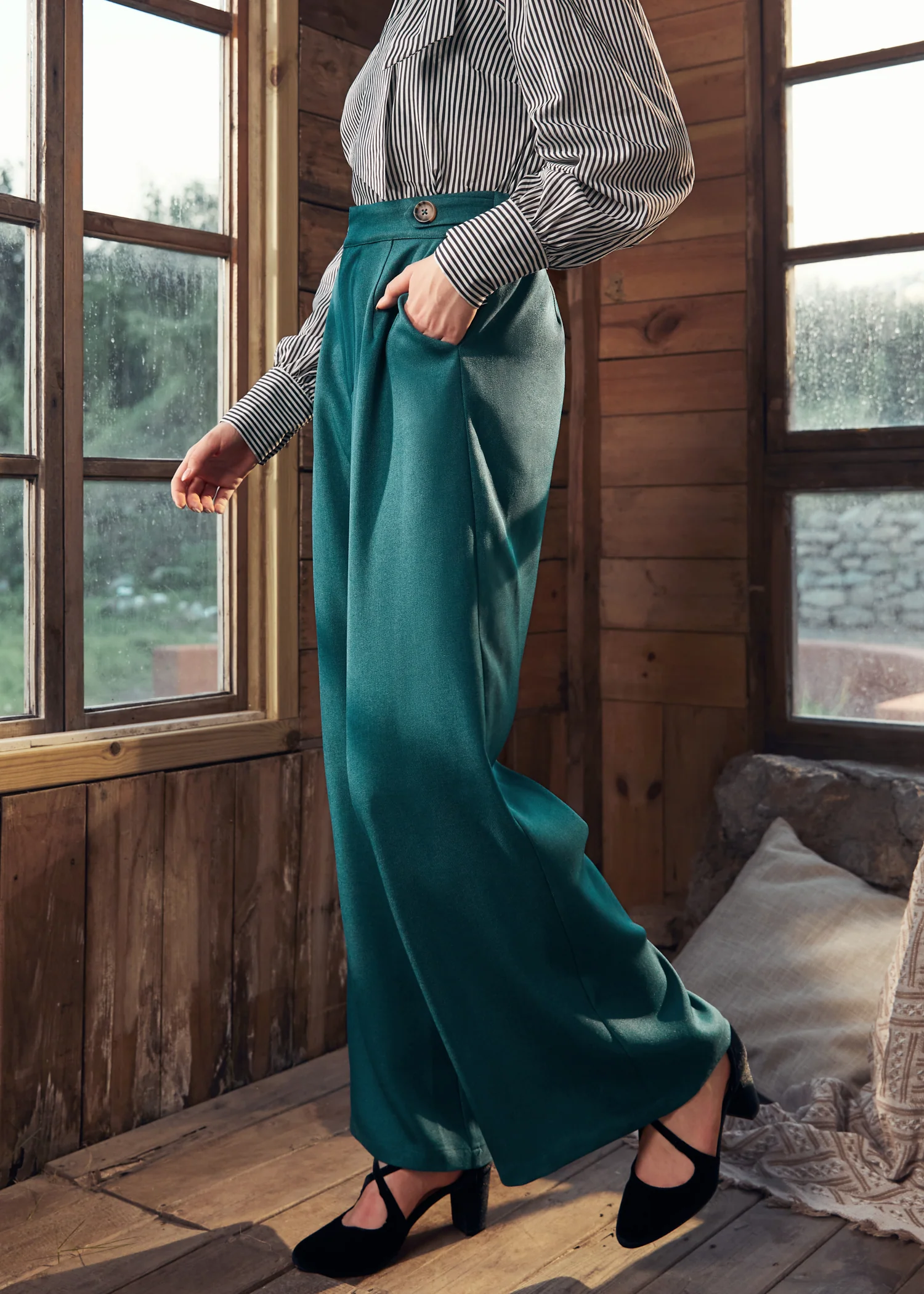 The Standout Standard Pants - Image 3