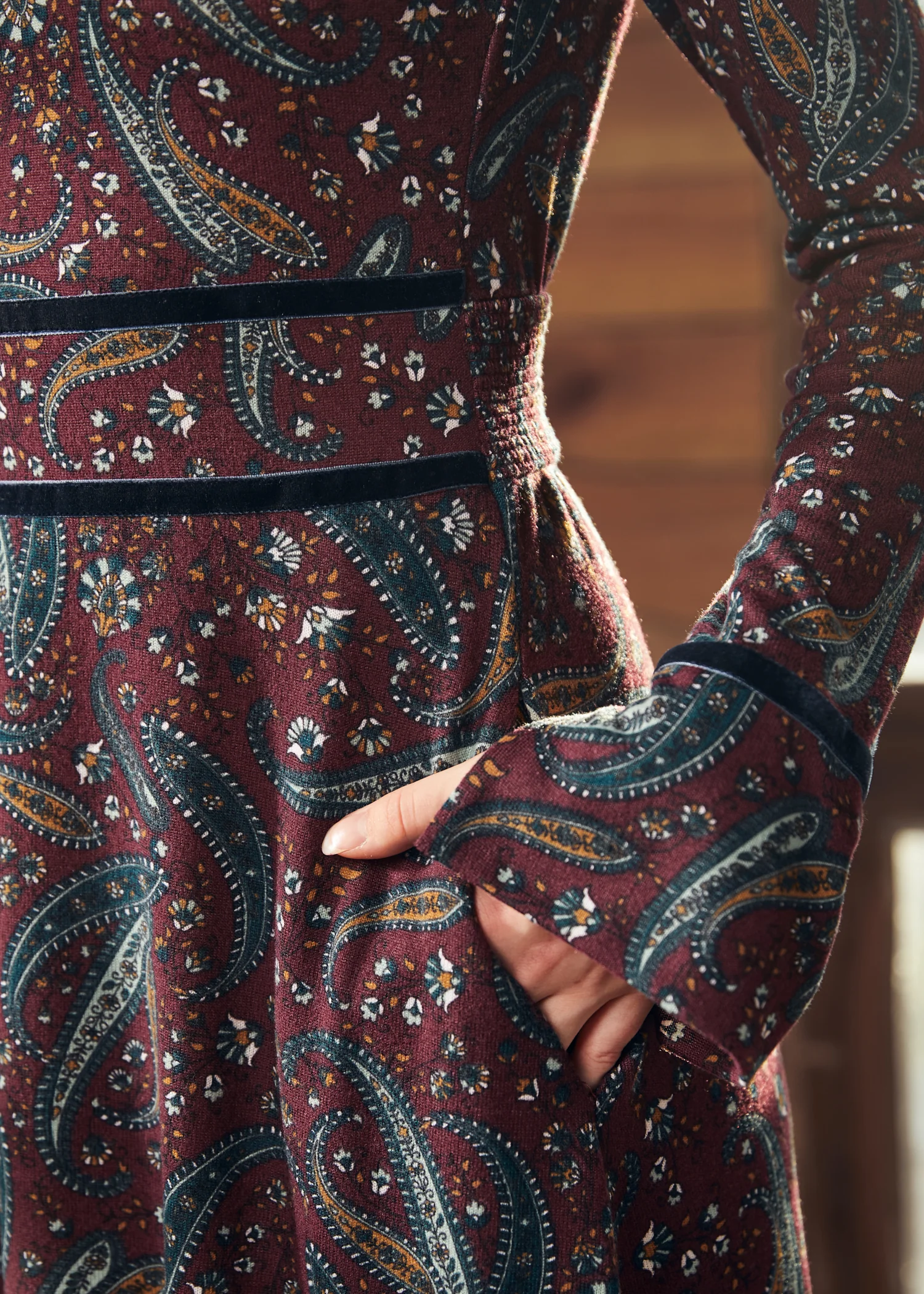Garden Party Tapestry Midi Dress - Image 8